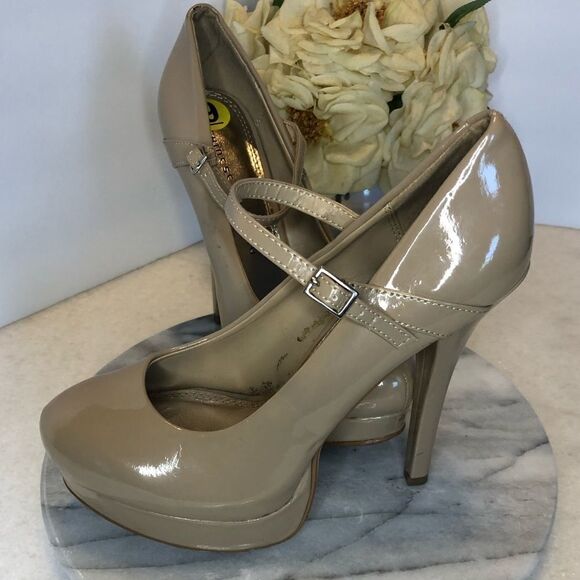 Chinese Laundry nude platform heels size 9 - Picture 1 of 11
